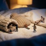 足が冷えて眠れないときの対策【靴下は履いたまま寝ない】